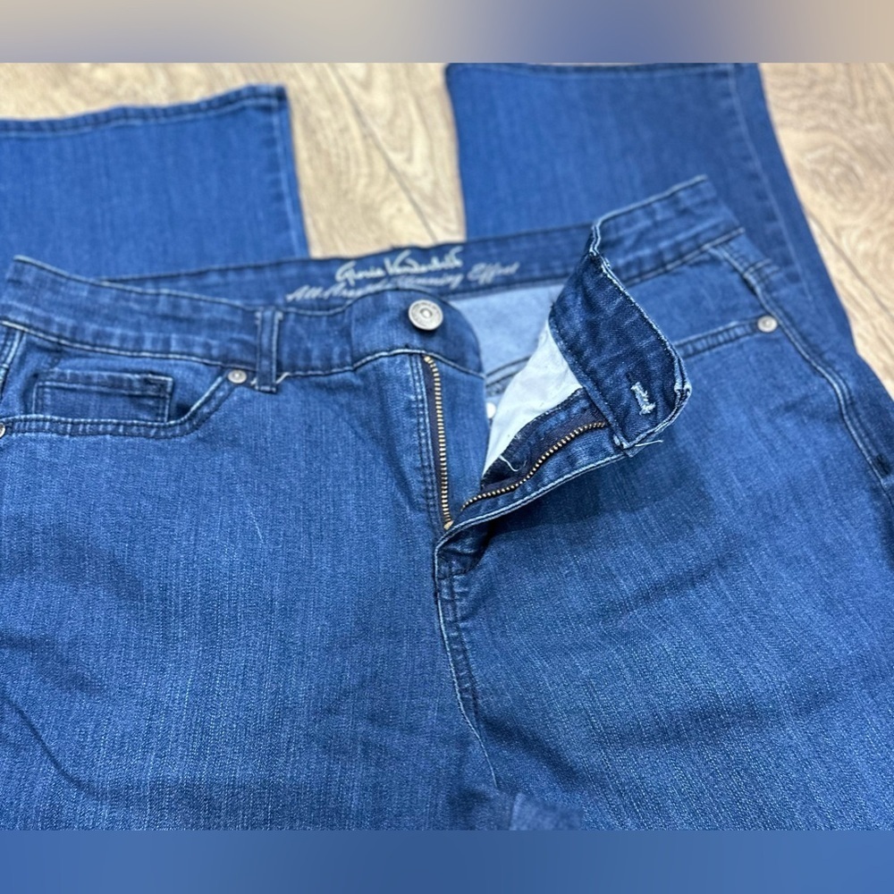 💙💙Gloria Vanderbilt Blue Jeans Size 10💙💙 - Picture 3 of 11